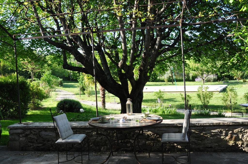 Le Mas En Provence Bed & Breakfast Entrechaux Ngoại thất bức ảnh